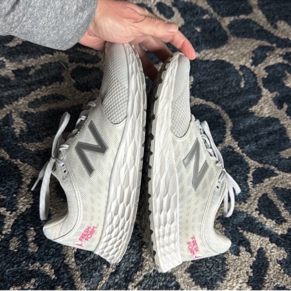 New Balance Fresh Foam 1165 Women's Athletic Running Shoes Cancer Awareness Sz 8 - Picture 8 of 10